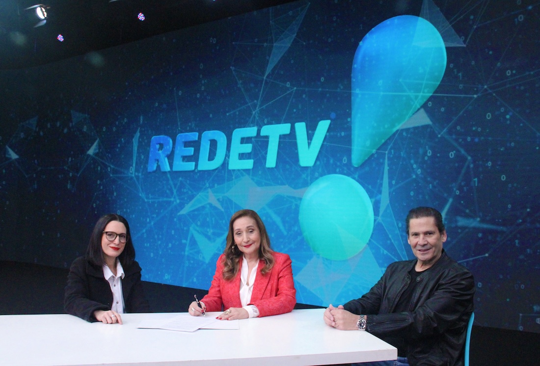 Andrea Dallevo, Head of Content & Programming Strategy, Sonia Abrão e Elias Abrão - Foto: Divulgação Redetv!