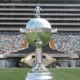 Troféu da Libertadores no Estádio Monumental, em Lima, no Peru • Reprodução/Conmebol